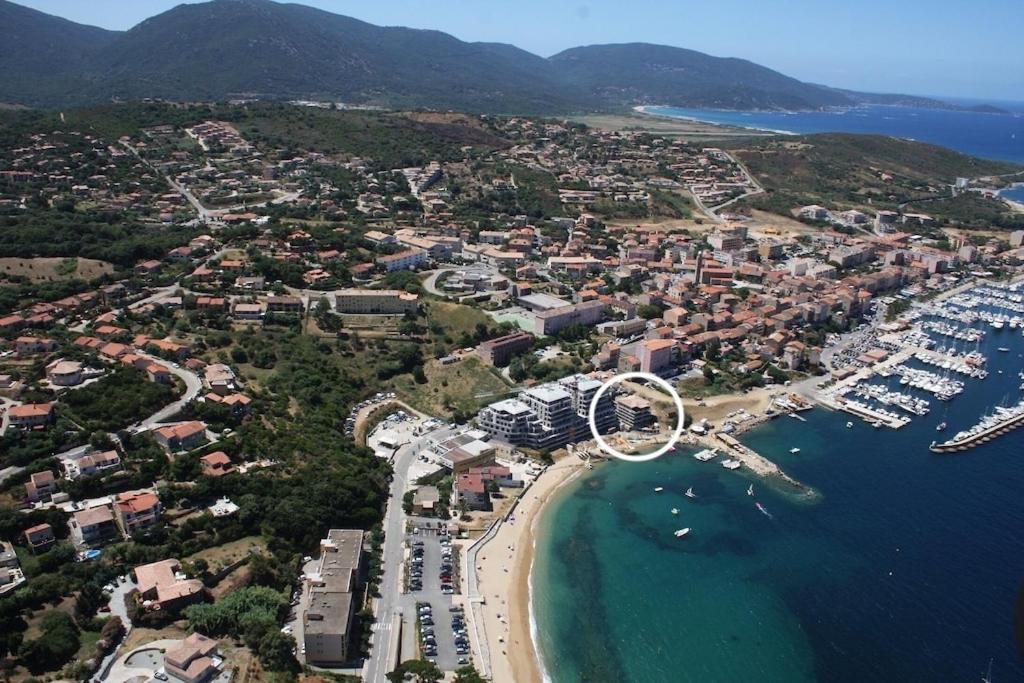 Appartement Les Pieds Dans L'Eau 3 Chambres - Propriano - Corse エクステリア 写真